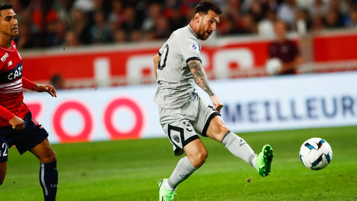 El golazo de Lionel Messi en la goleada de PSG ante Lille
