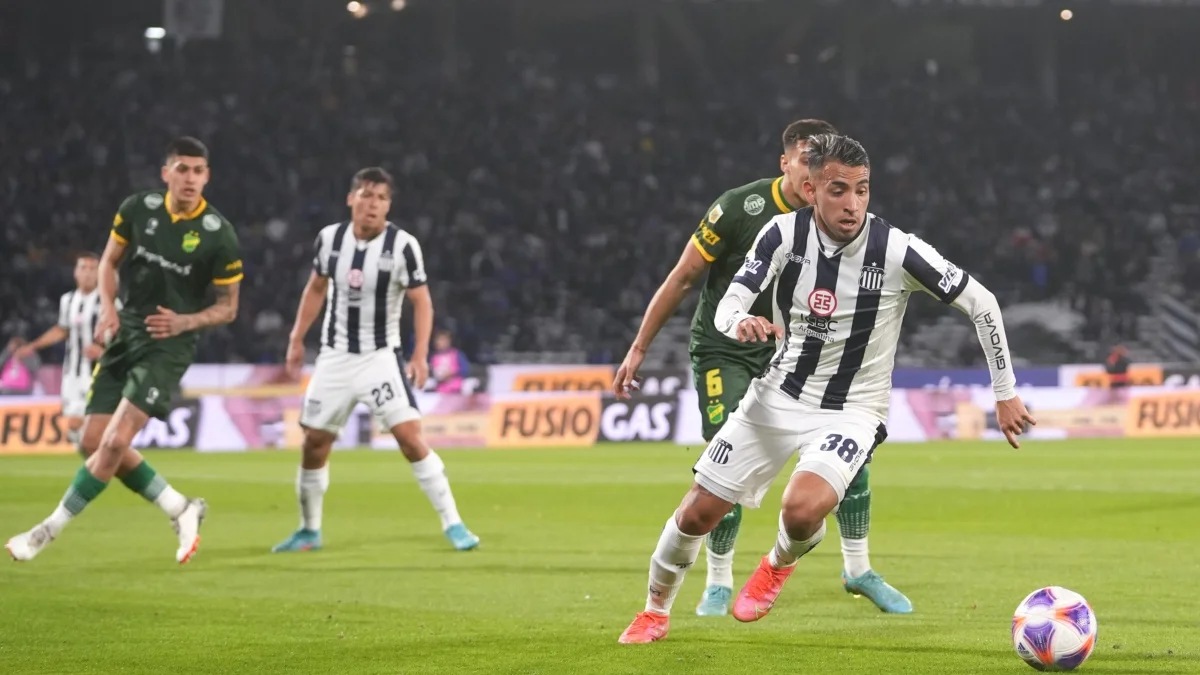 Talleres derrotó a Defensa y Justicia en la despedida de Beccacece