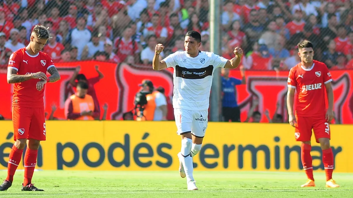 Platense sorprendió a Independiente y le ganó en el Libertadores de América