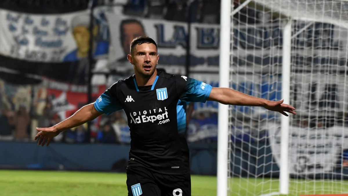 Racing goleó a San Martín de Burzaco y avanza en Copa Argentina