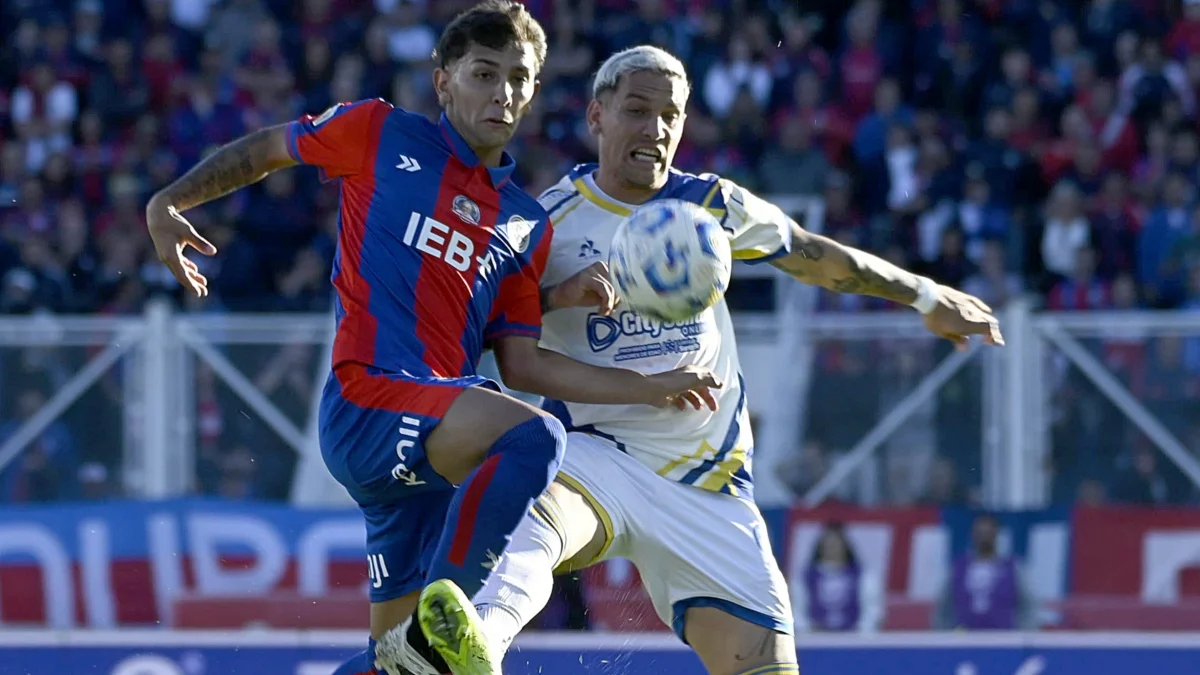 Con un clima caliente en el Gasómetro, San Lorenzo recibió a Rosario ...